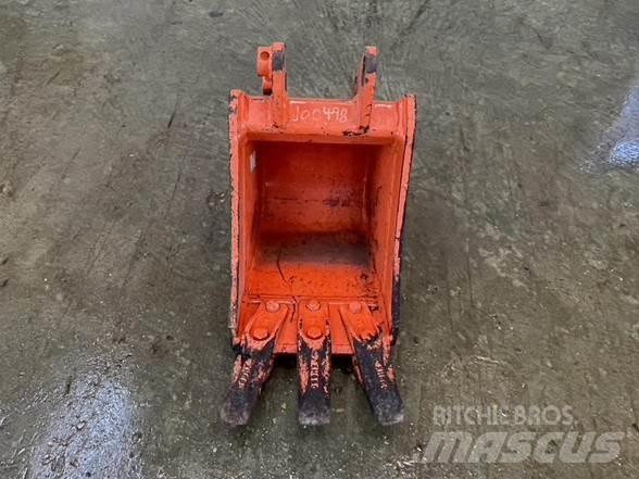 Kubota K7760 Ковши