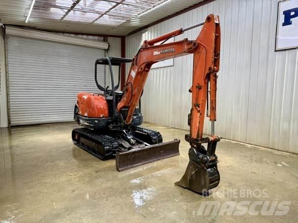 Kubota KX121-3 Мини-экскаваторы