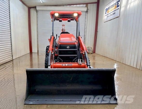 Kubota L47 Экскаваторы-погрузчики