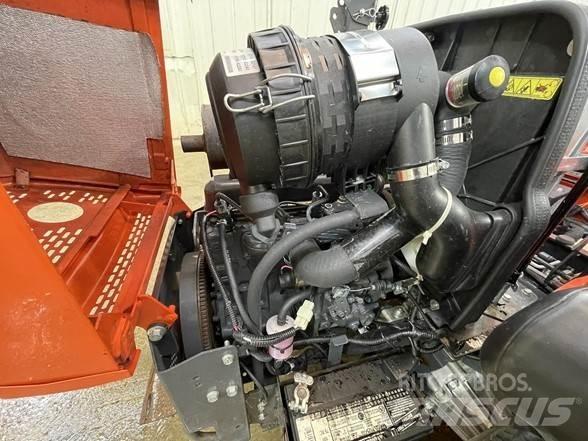 Kubota ZD1211 Zero turn косилки