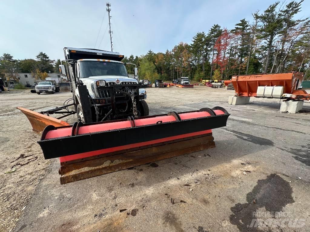 International HV507 Снежные отвалы и плуги