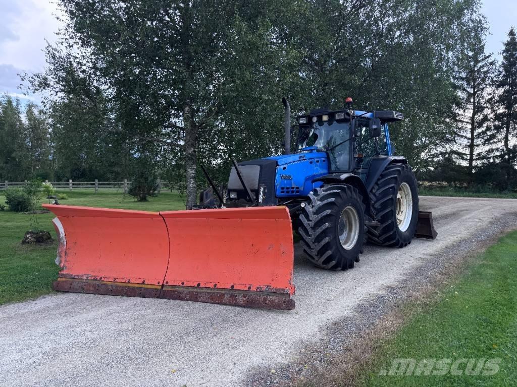 Valtra 8400-4 Трактора