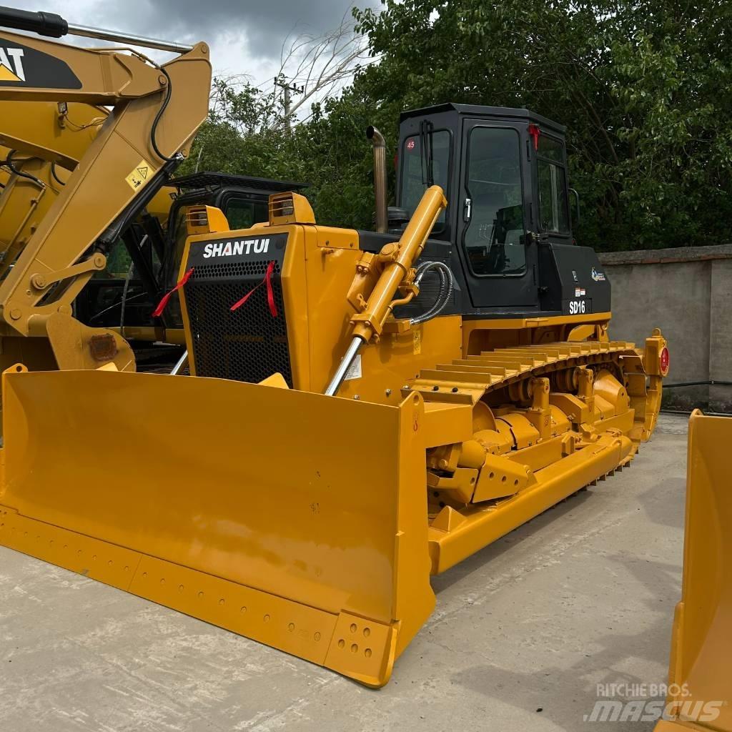 Shantui SD 16 Гусеничные бульдозеры