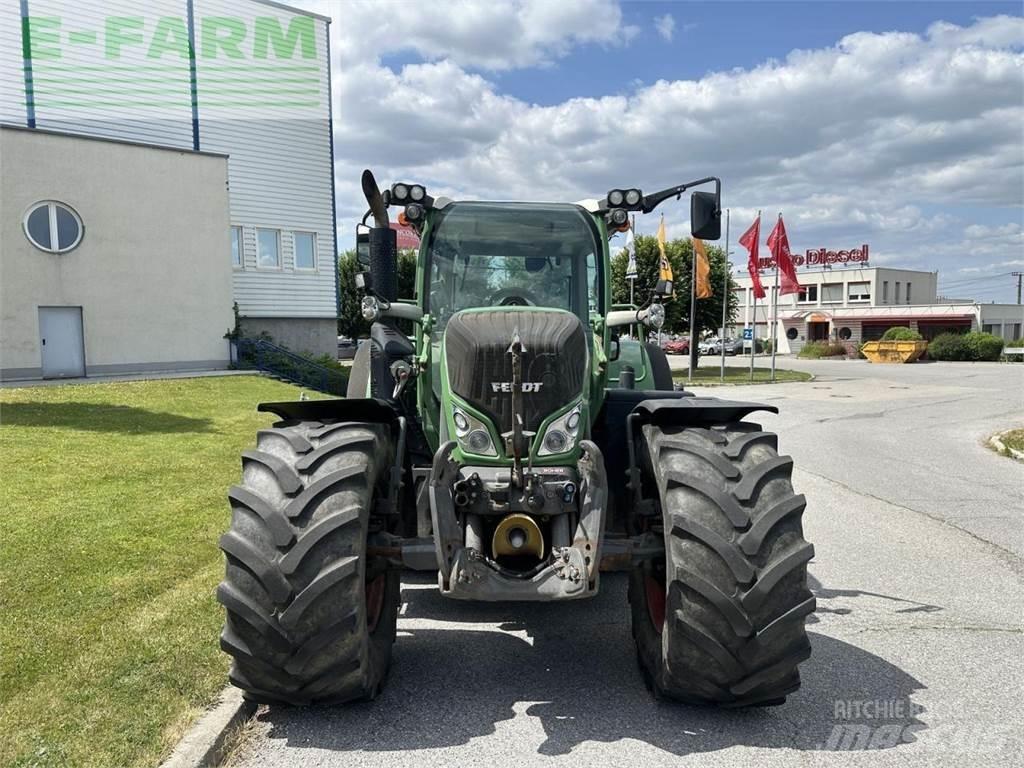 Fendt 718 vario Трактора