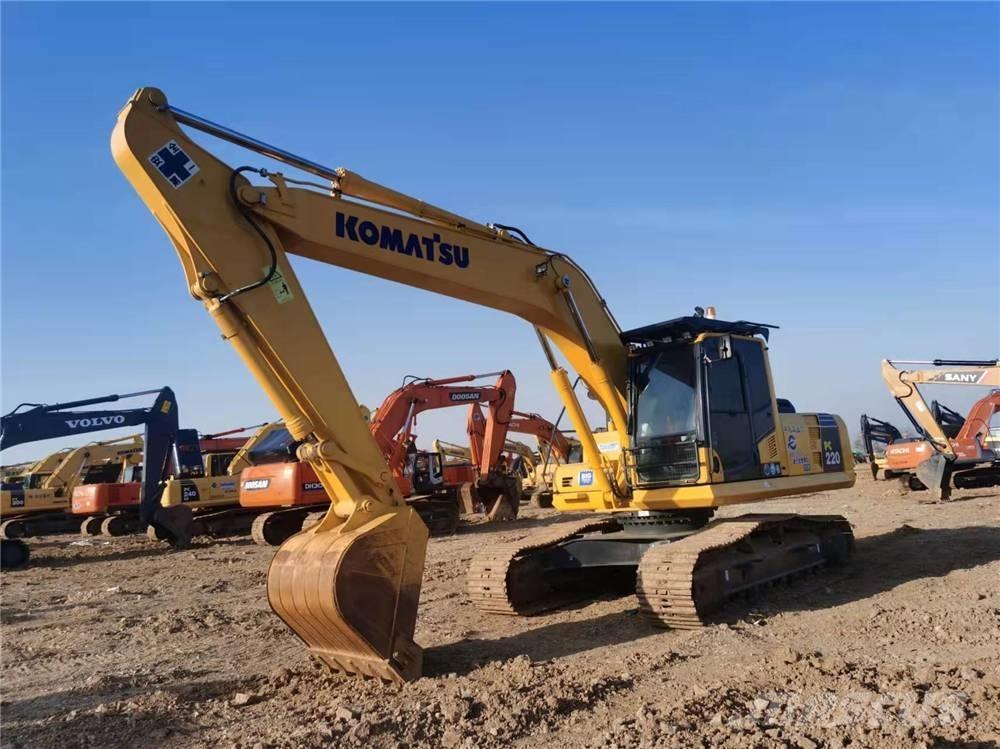 Komatsu PC 220-8 Гусеничные экскаваторы