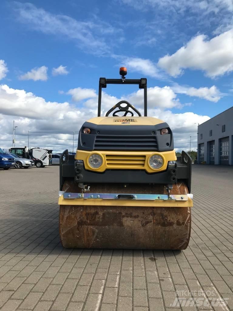 Wacker Neuson RD27 Катки тротуарные