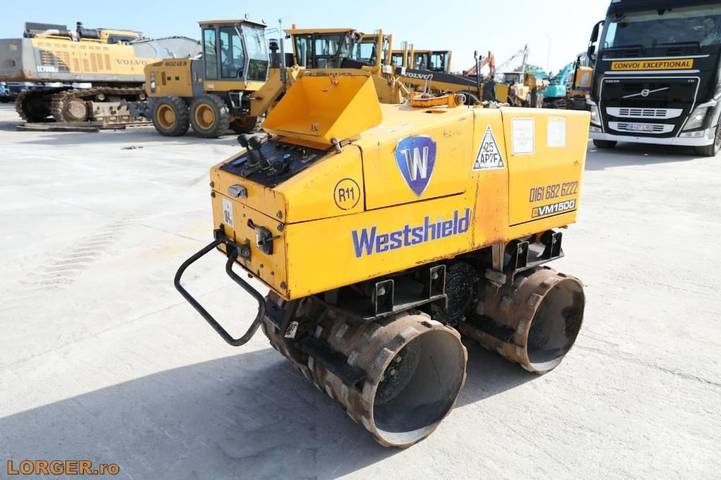 JCB VM 1500 Катки тротуарные