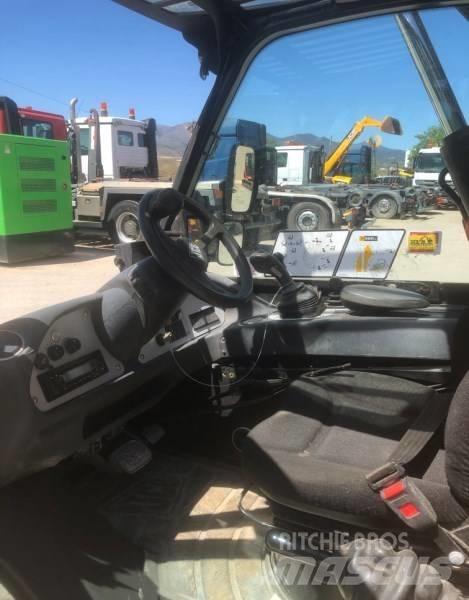 JCB 520-40 Сельскохозяйственные телескопические погрузчики