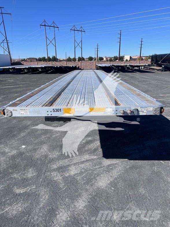 Utility 4000AE Полуприцепы-платформы/боковая разгрузка