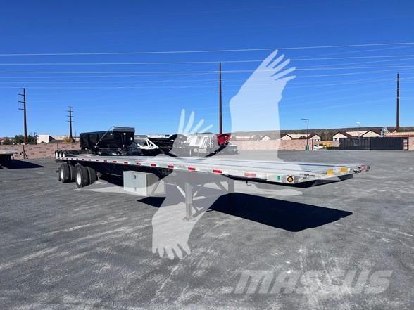 Utility 4000AE Полуприцепы-платформы/боковая разгрузка