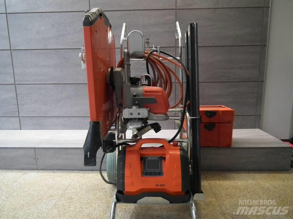 Husqvarna WS220 Бензорезы