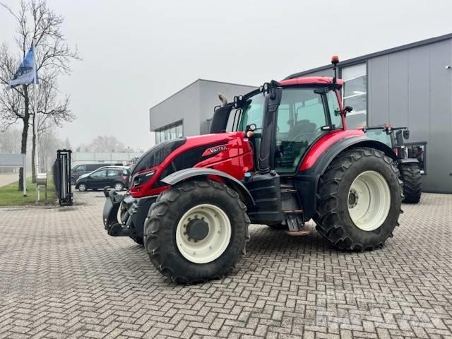 Valtra T144 Hitech Трактора