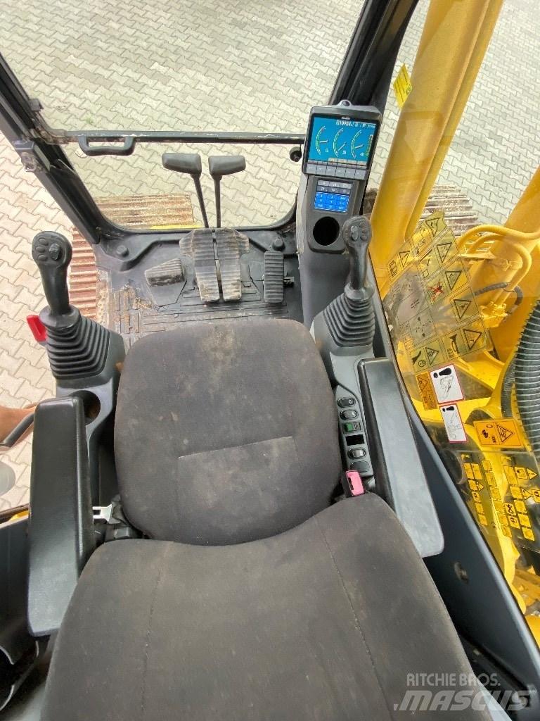 Komatsu PC 210 LC-8 Гусеничные экскаваторы