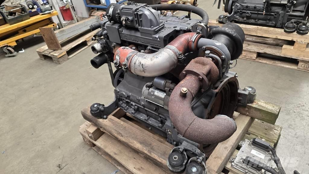 Deutz BF4M2012C Двигатели