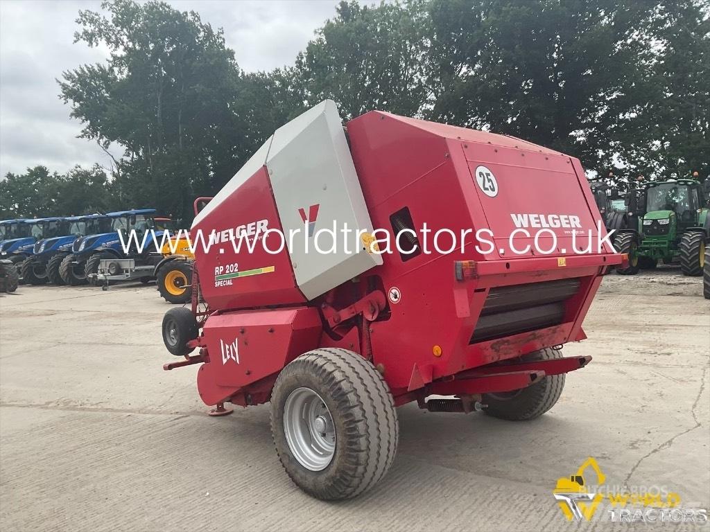 Lely WELGER RP202 Рулонные пресс-подборщики