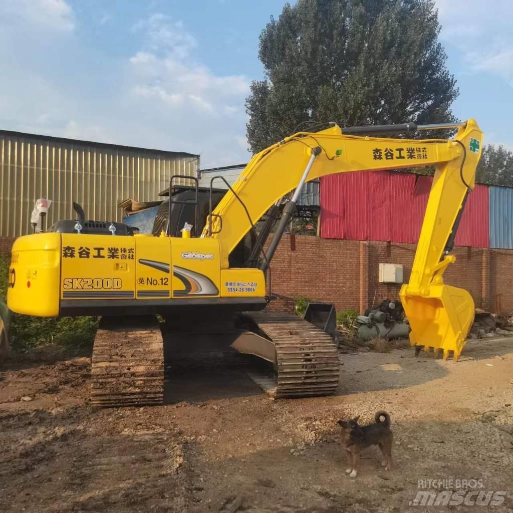 Kobelco SK200D Гусеничные экскаваторы