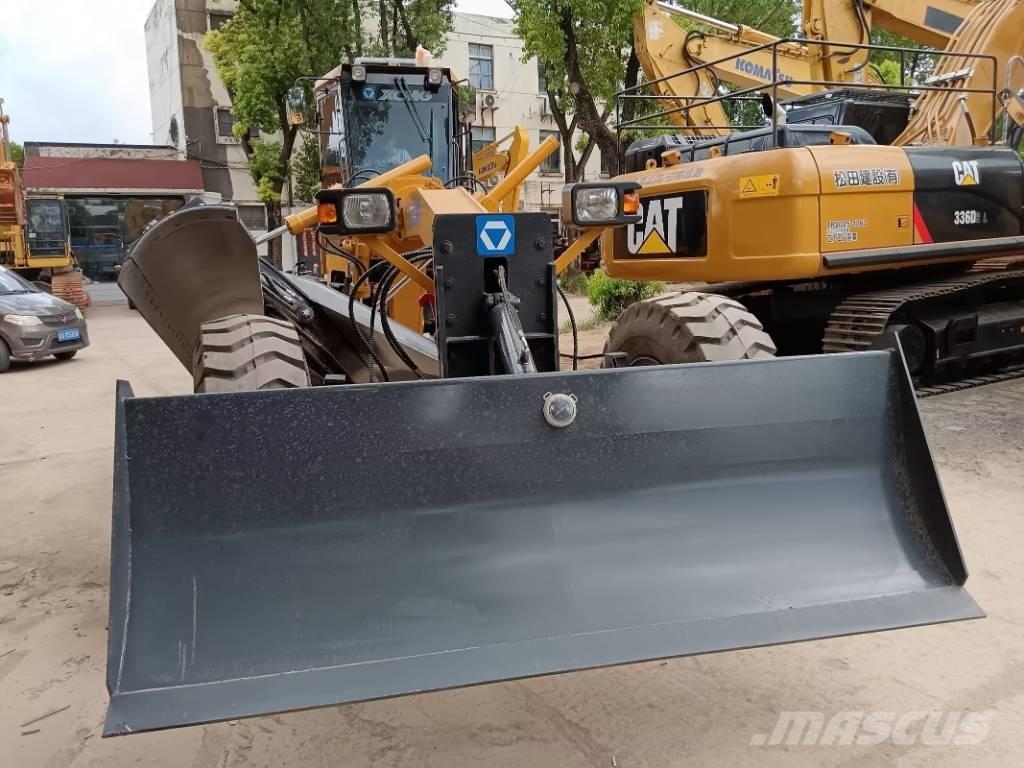 XCMG GR 2153 Грейдеры