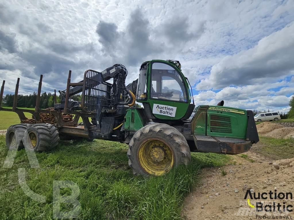 John Deere 1010 E Форвардеры