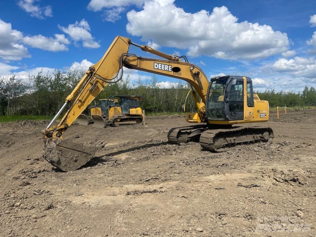 DEERE 120C Гусеничные экскаваторы