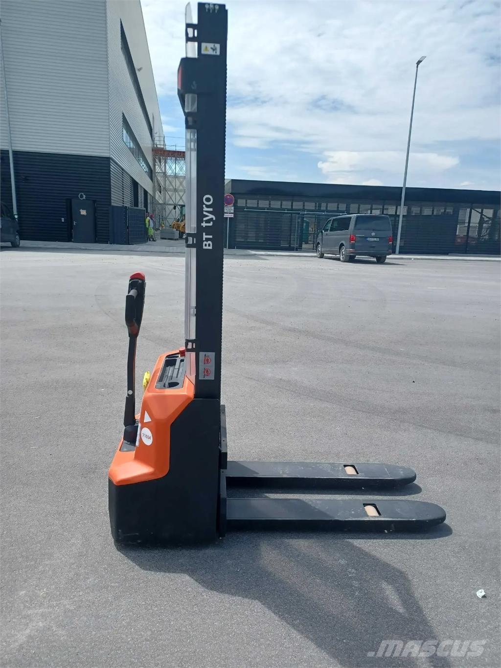 Toyota BT SHE100 Разные подъемники и вышки