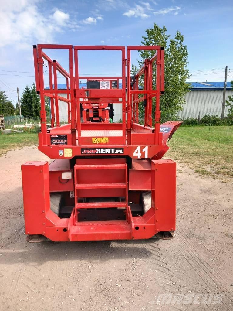 Manitou 120SC Ножничные подъемники