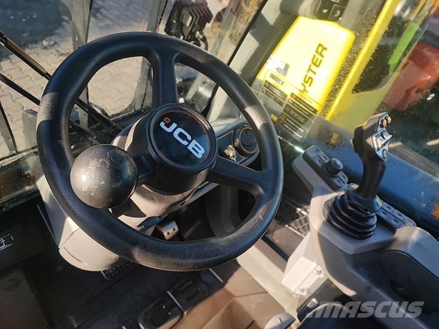 JCB TLT35-26D Телескопические погрузчики