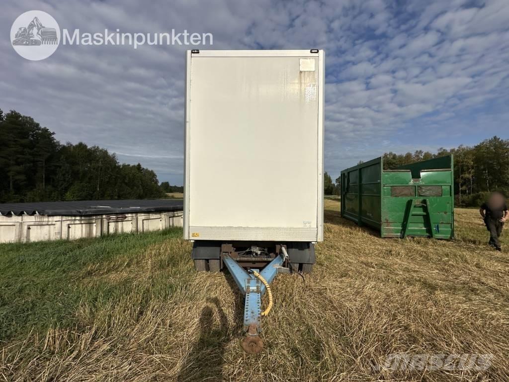 Närko D4ZW13L62 Прицепы-фургоны
