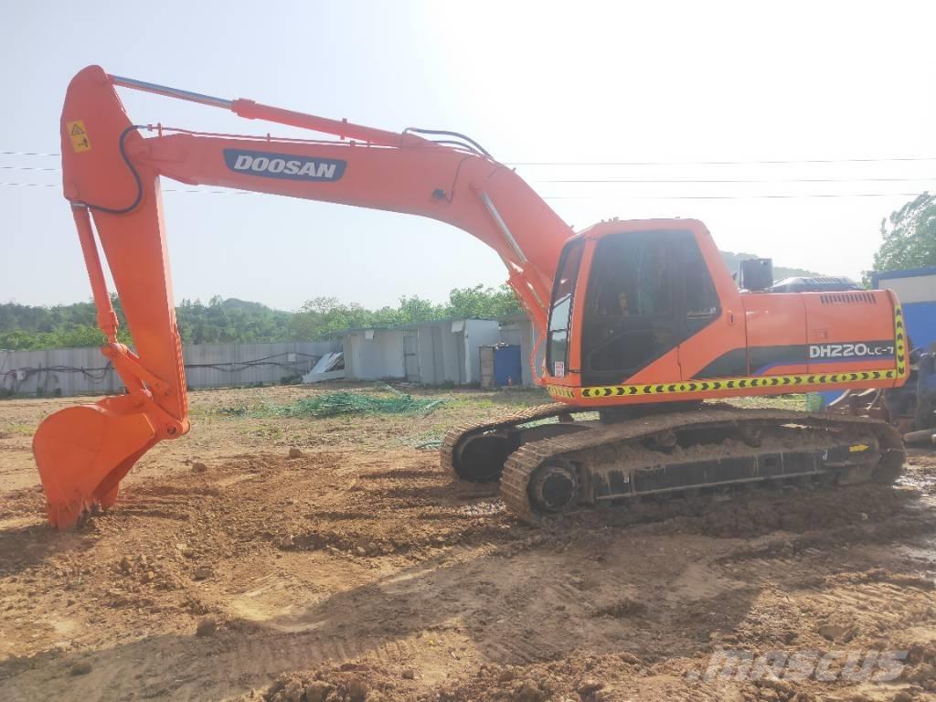 Doosan DH220LC-7 Гусеничные экскаваторы