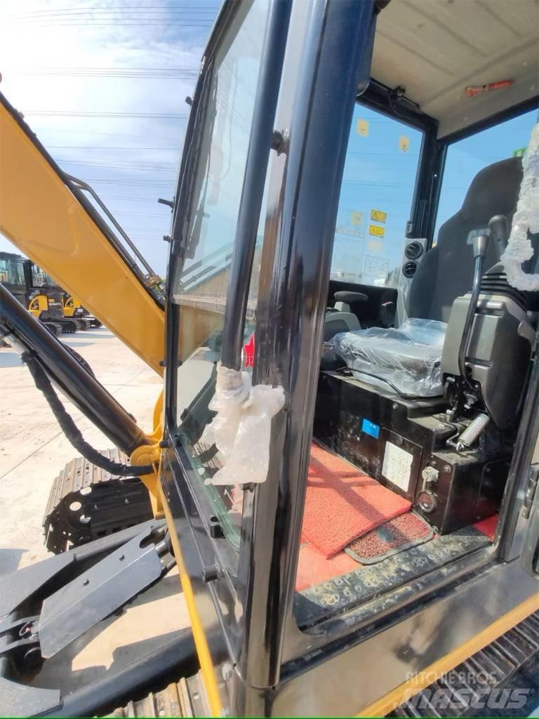 CAT 305.5 Мини-экскаваторы