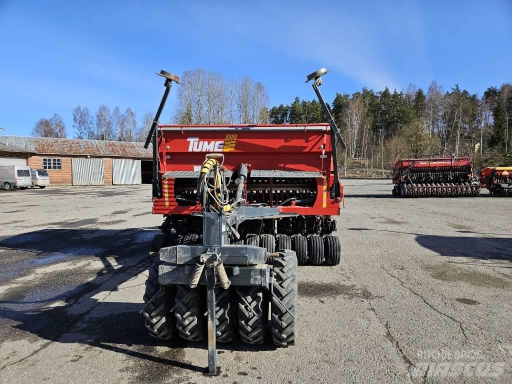 Tume Nova Combi 3000 Комбинированные сеялки