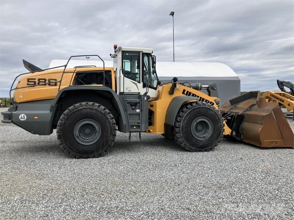 Liebherr L586 Xpower Фронтальные погрузчики
