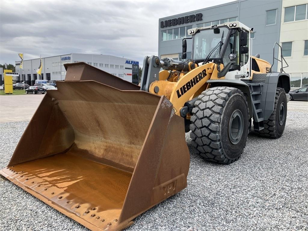 Liebherr L586 Xpower Фронтальные погрузчики