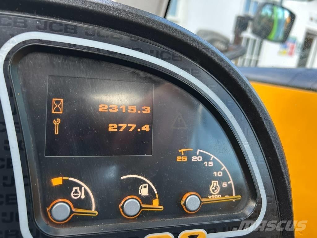 JCB 525-60 Телескопические погрузчики