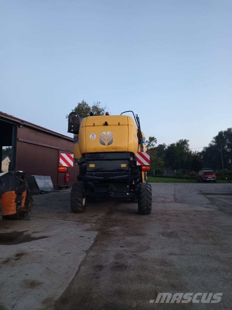 New Holland CX 5090 Зерноуборочные комбайны