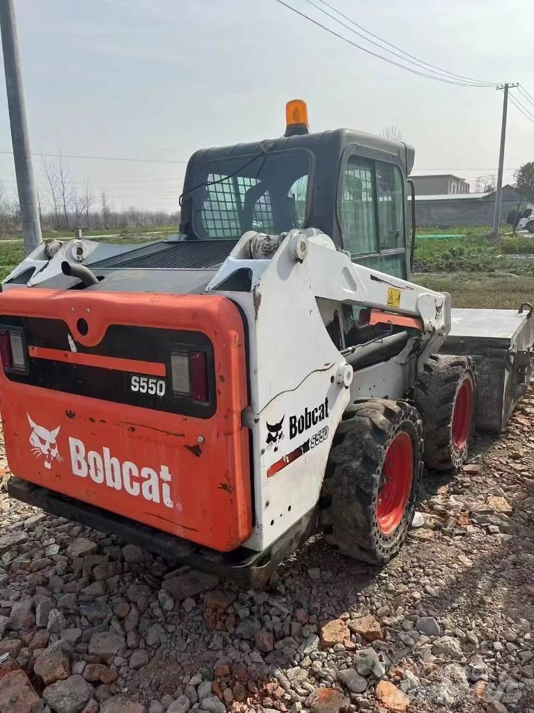 Bobcat S 550 Фронтальные погрузчики