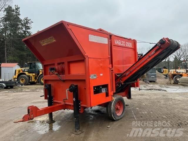 Caravaggi VA 2000 DX Мобильные грохоты