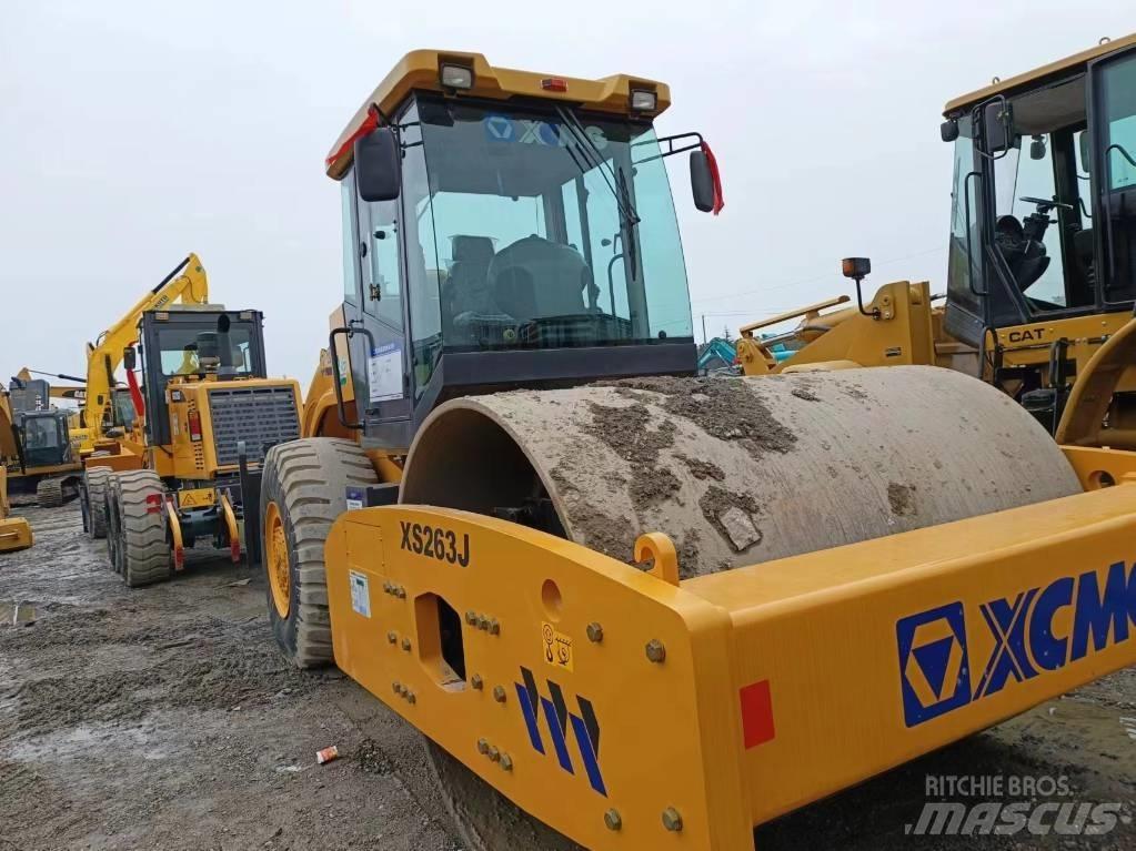 XCMG XC263J Грунтовые катки