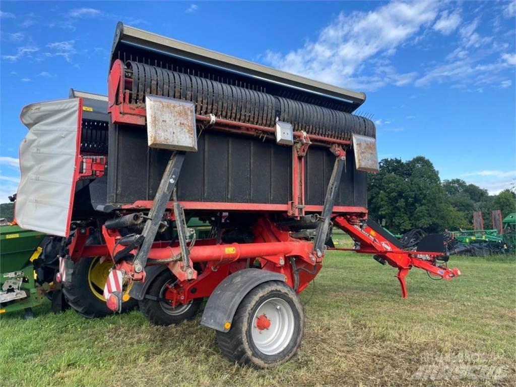 Kuhn MergeMaxx950 Рядковые косилки