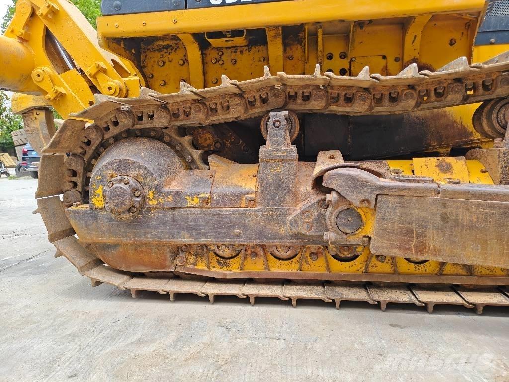Shantui SD22 Гусеничные бульдозеры