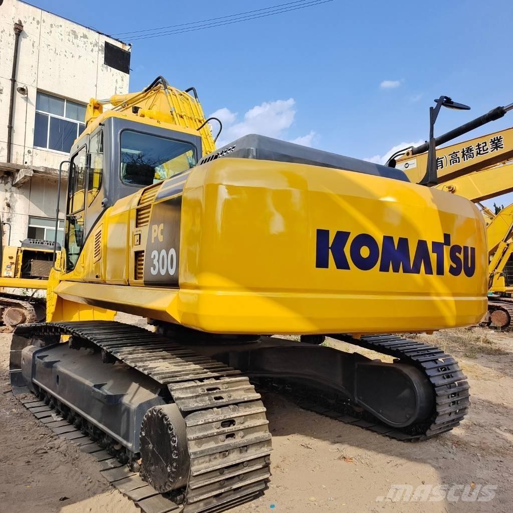 Komatsu PC300 Гусеничные экскаваторы