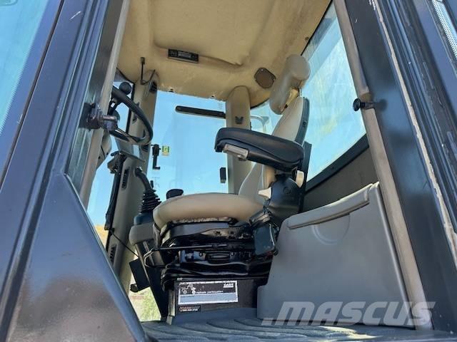 CASE 621 F XT Фронтальные погрузчики