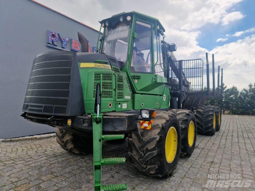 John Deere 1210 E Форвардеры