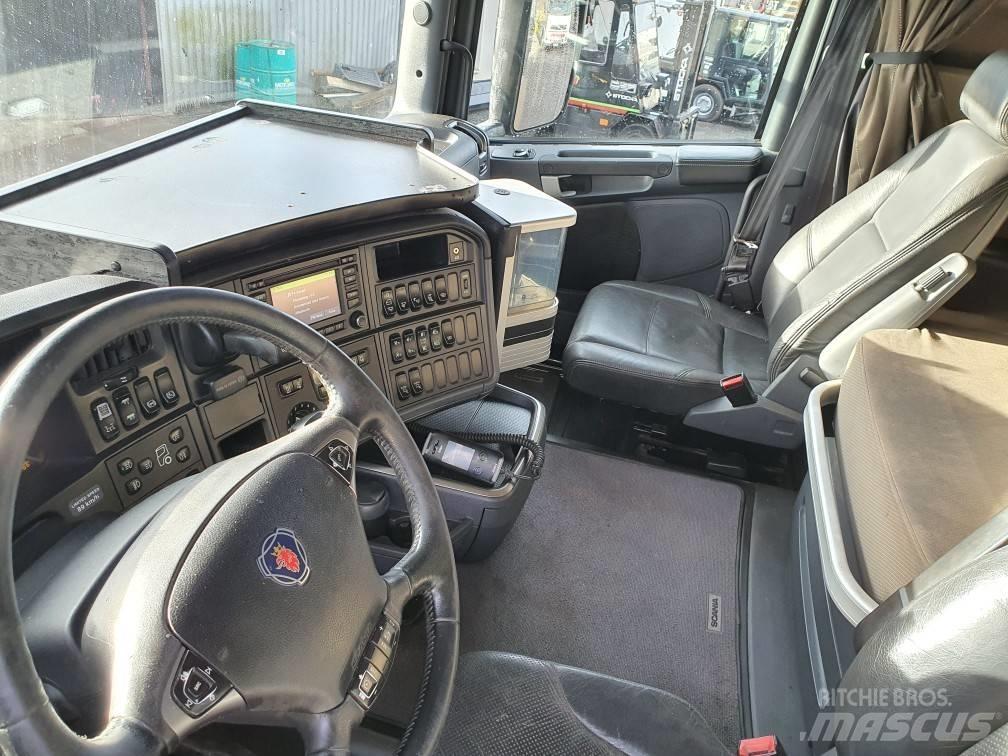 Scania R 490 Грузовики-Щеповозы