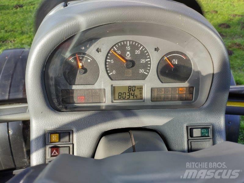 Valtra M 130 Трактора