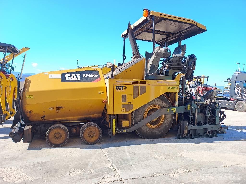 CAT AP 600F Асфальтоукладчики