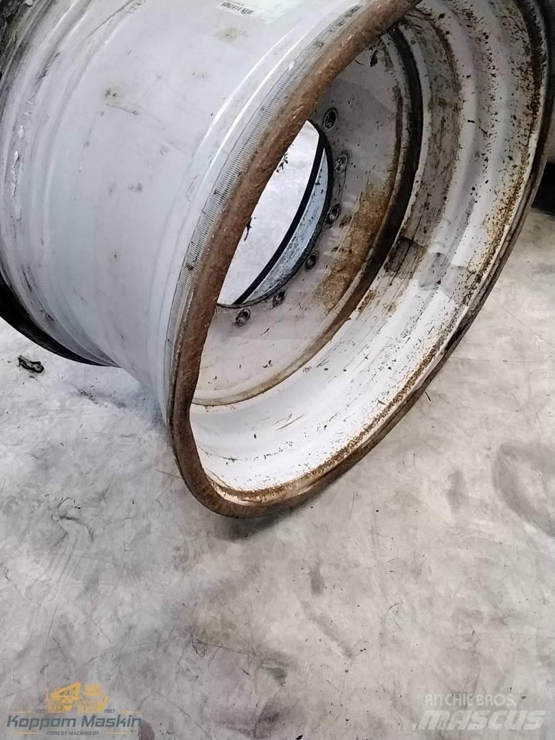 Valmet 901 20x34 Шины и колёса