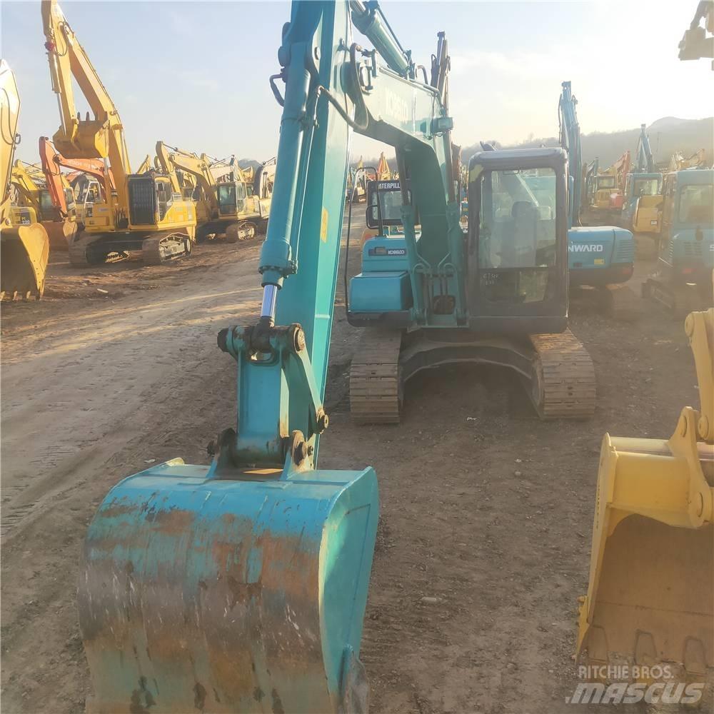 Kobelco SK 130 Гусеничные экскаваторы