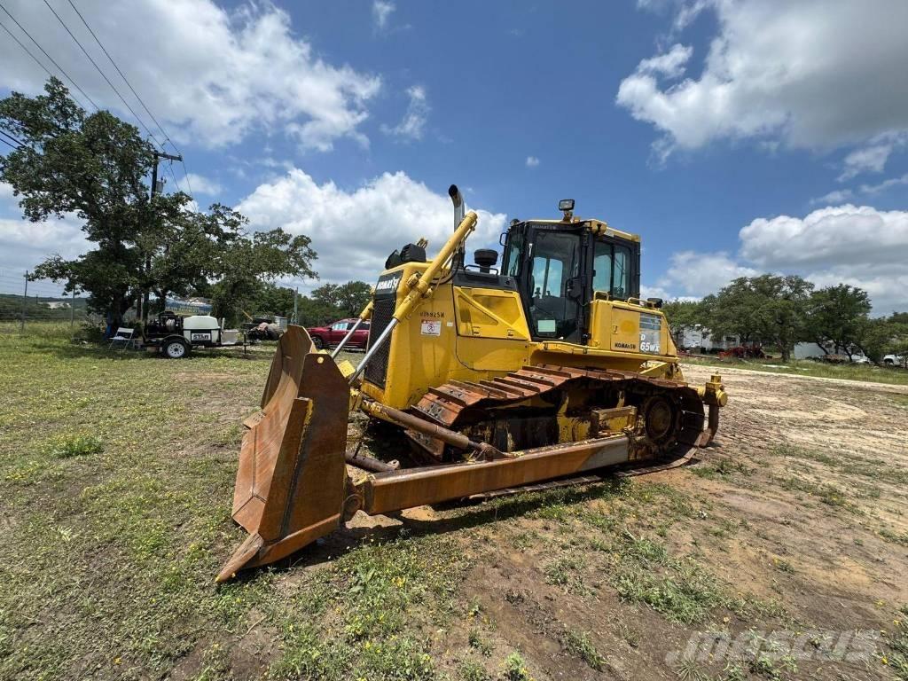 Komatsu D65WX-17 Гусеничные бульдозеры
