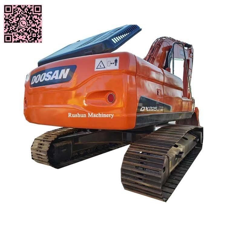 Doosan DX 225 LC Гусеничные экскаваторы