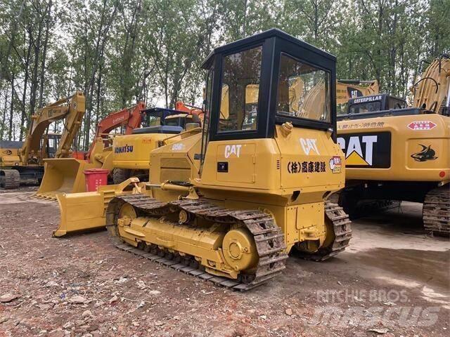 CAT D 5 G Гусеничные бульдозеры